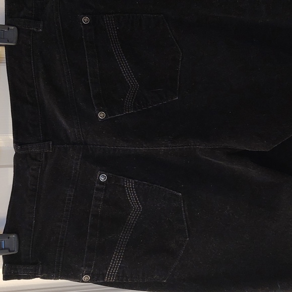 Black, fine wale corduroy jeans, French dressing jeans size 6 - Picture 2 of 2